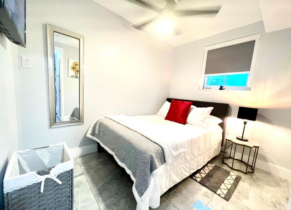 Little Gables Studio-Your Miami Escape-10Min Airport Dış mekan fotoğraf