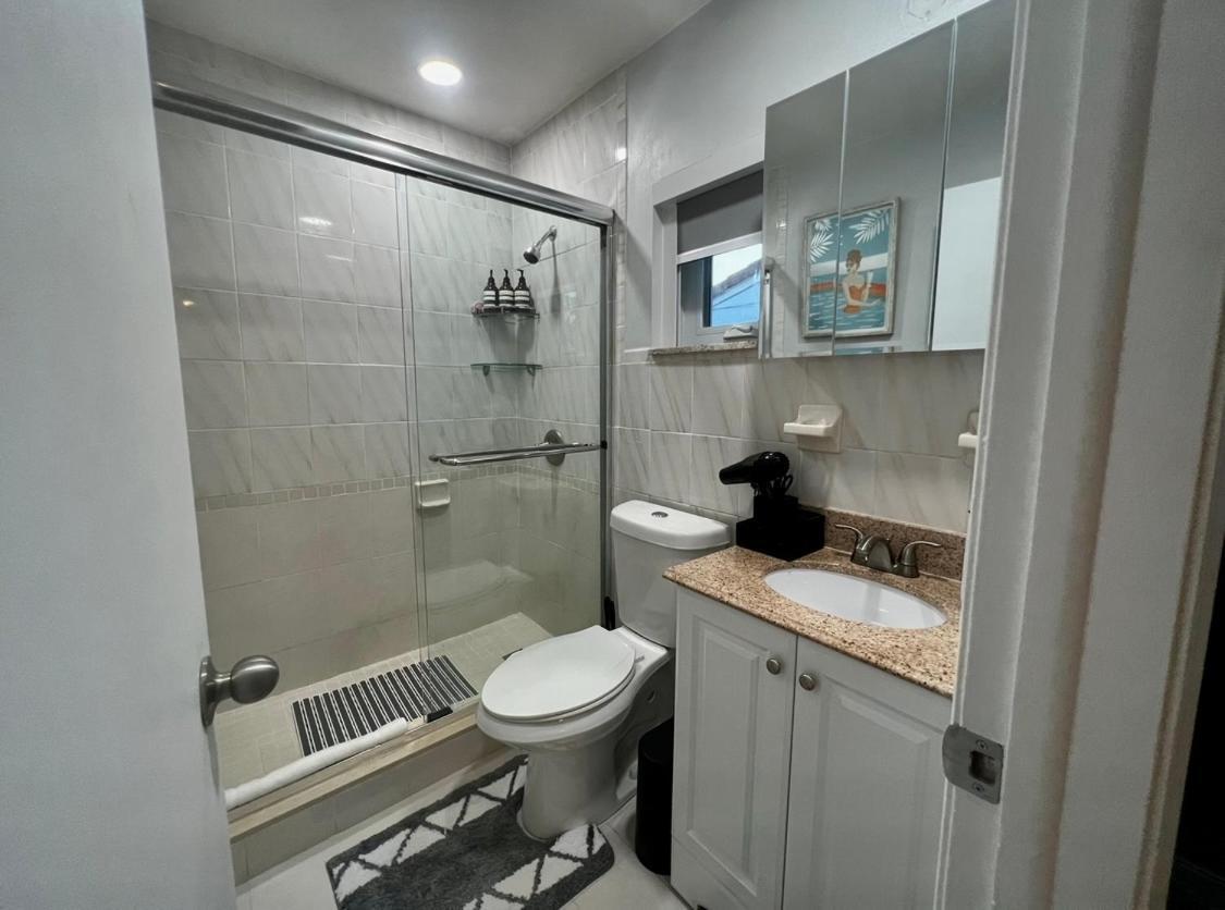 Little Gables Studio-Your Miami Escape-10Min Airport Dış mekan fotoğraf