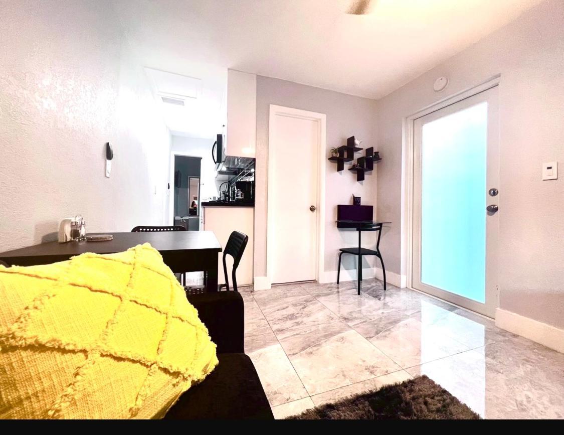 Little Gables Studio-Your Miami Escape-10Min Airport Dış mekan fotoğraf